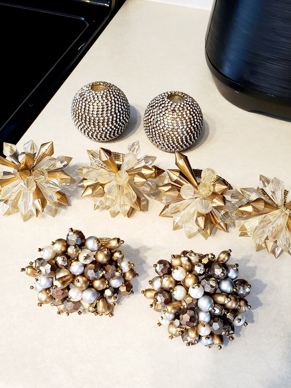 Napkin Holders And Salt/Pepper Shakers